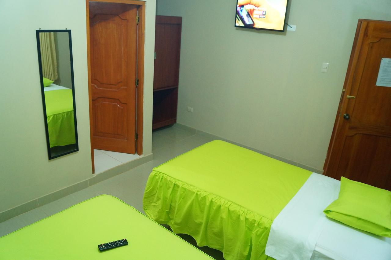 Tahuari Hotel Pucallpa Exteriör bild