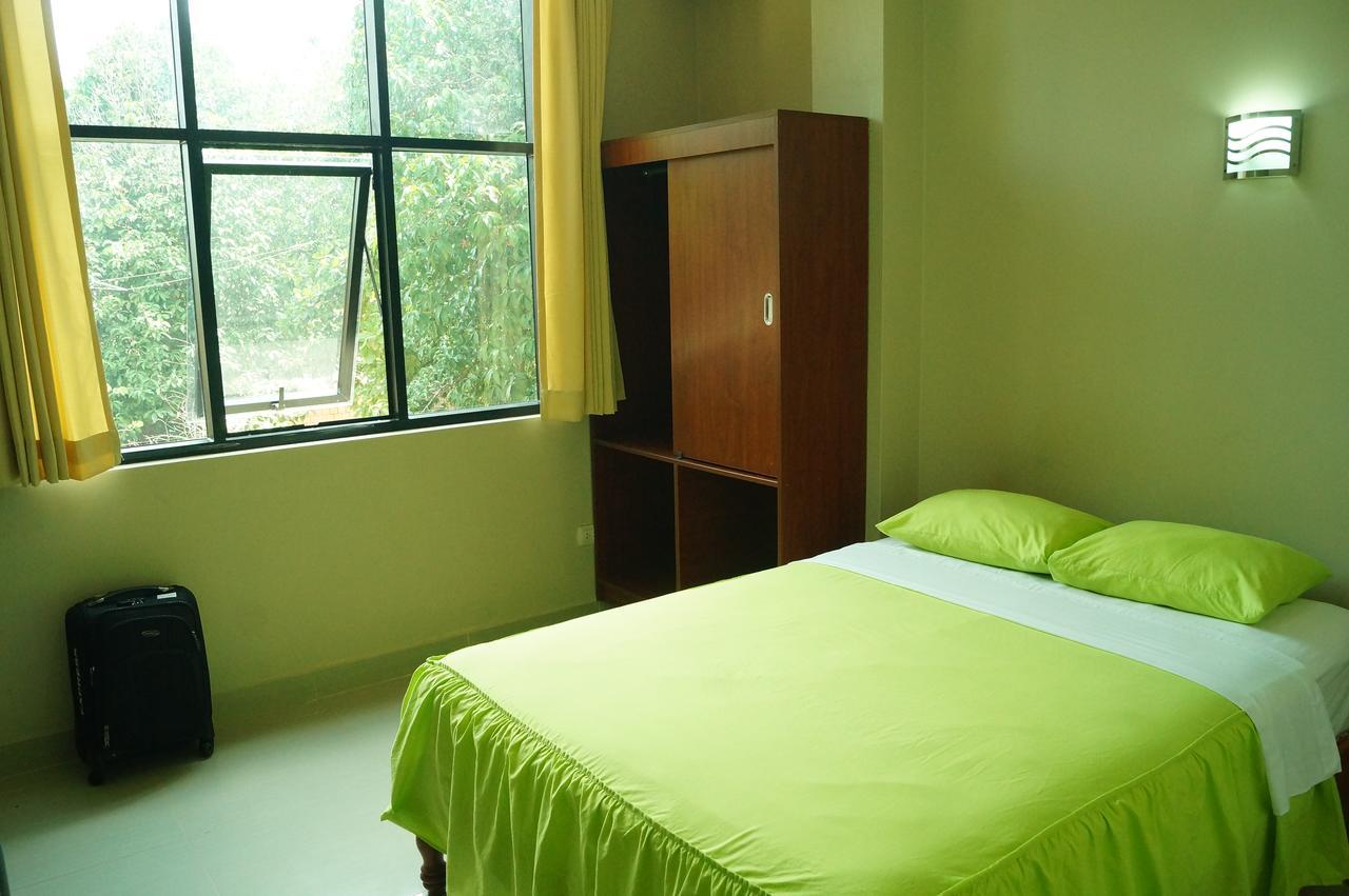 Tahuari Hotel Pucallpa Exteriör bild